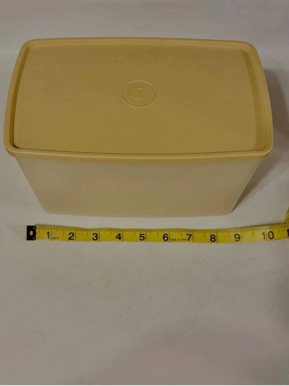 Vintage Tupperware Pack-N-Seal Rectangle  Container  #1527 w/#714 Almond Seal